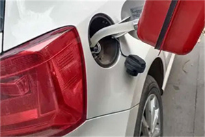 香河24小时救援车收费标准